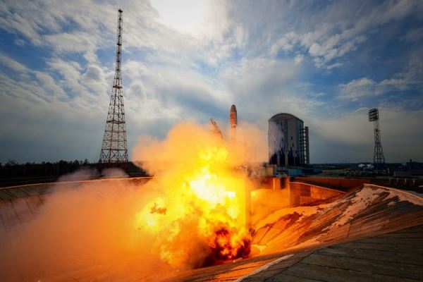«Роскосмос» определился с районом посадки ступени многоразовой ракеты
